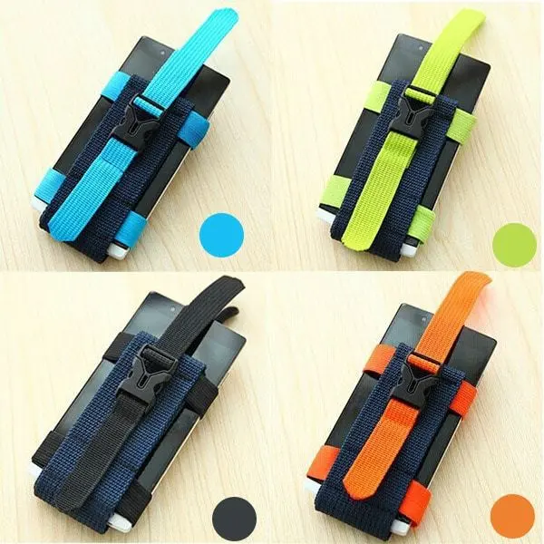 Armband thế hệ mới có 4 màu: xanh dương, xanh chuối, đen và cam