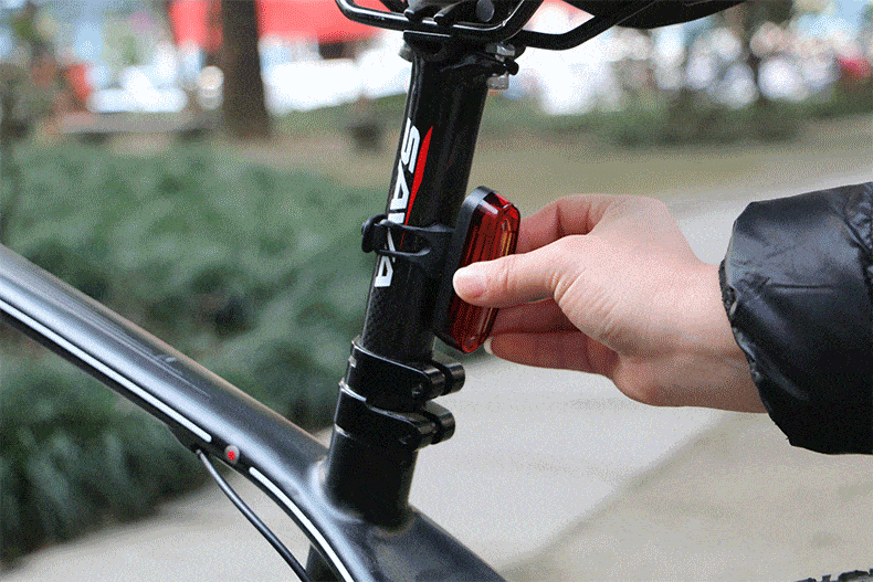 den duoi xe dap wheel up 15 Đèn hậu xe đạp pin sạc usb chống nước Wheel Up - YCB.vn