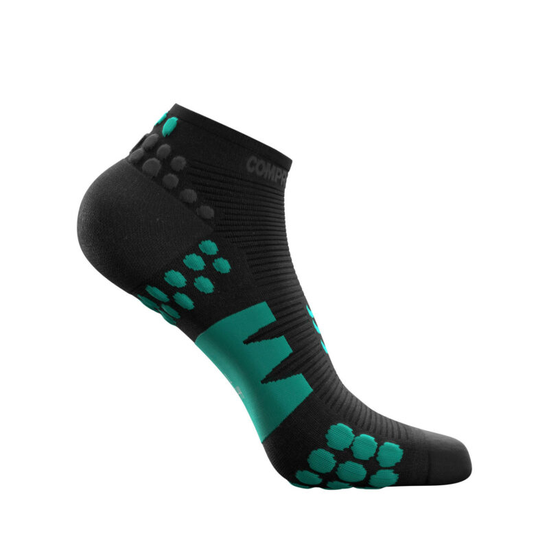 compressport pro racing socks v3.0 run low - black edition 2021 03