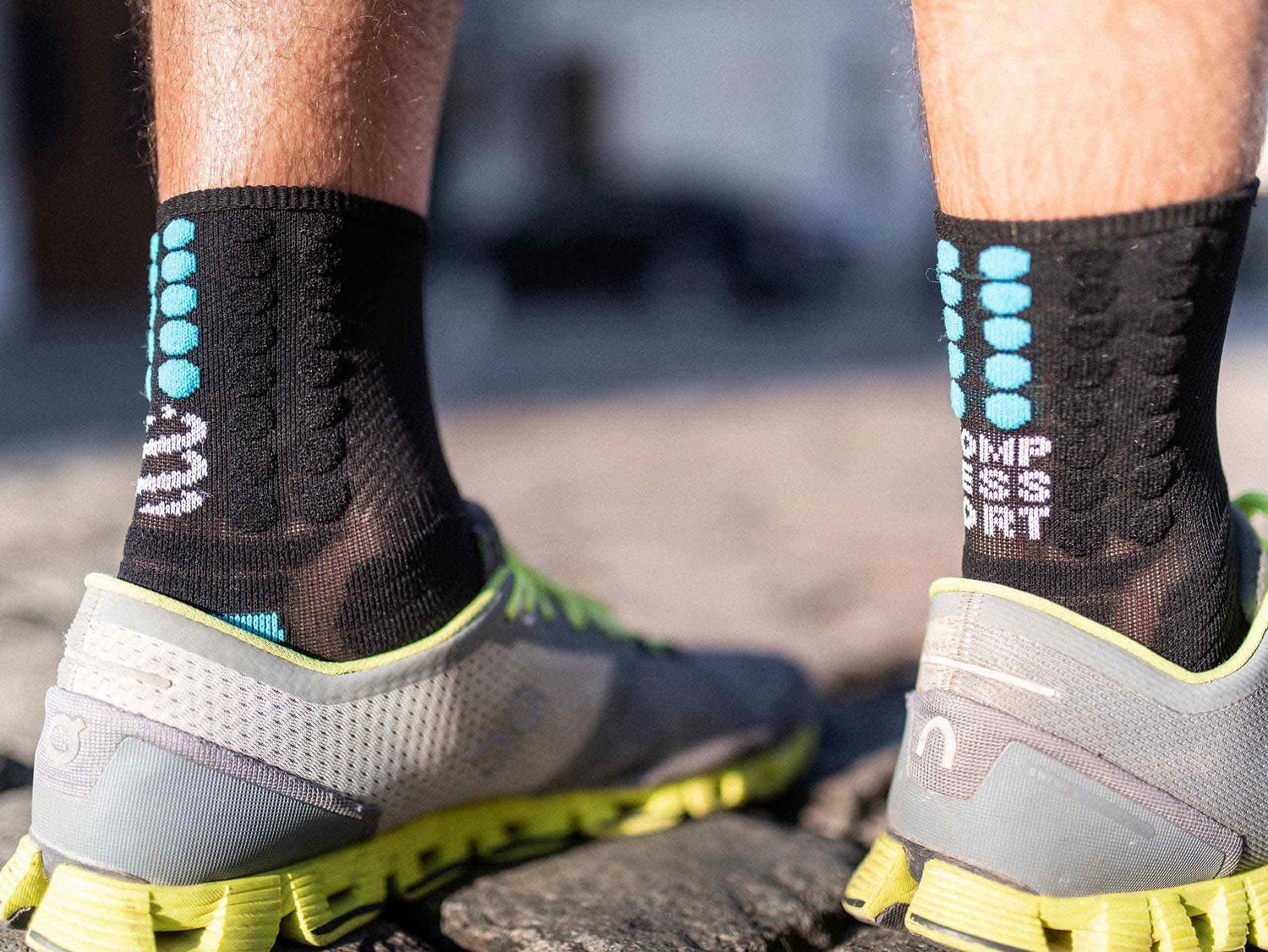 vo chay bo compressport pro marathon socks 9 Vớ chạy bộ đường dài Compressport Pro Marathon Socks - YCB.vn
