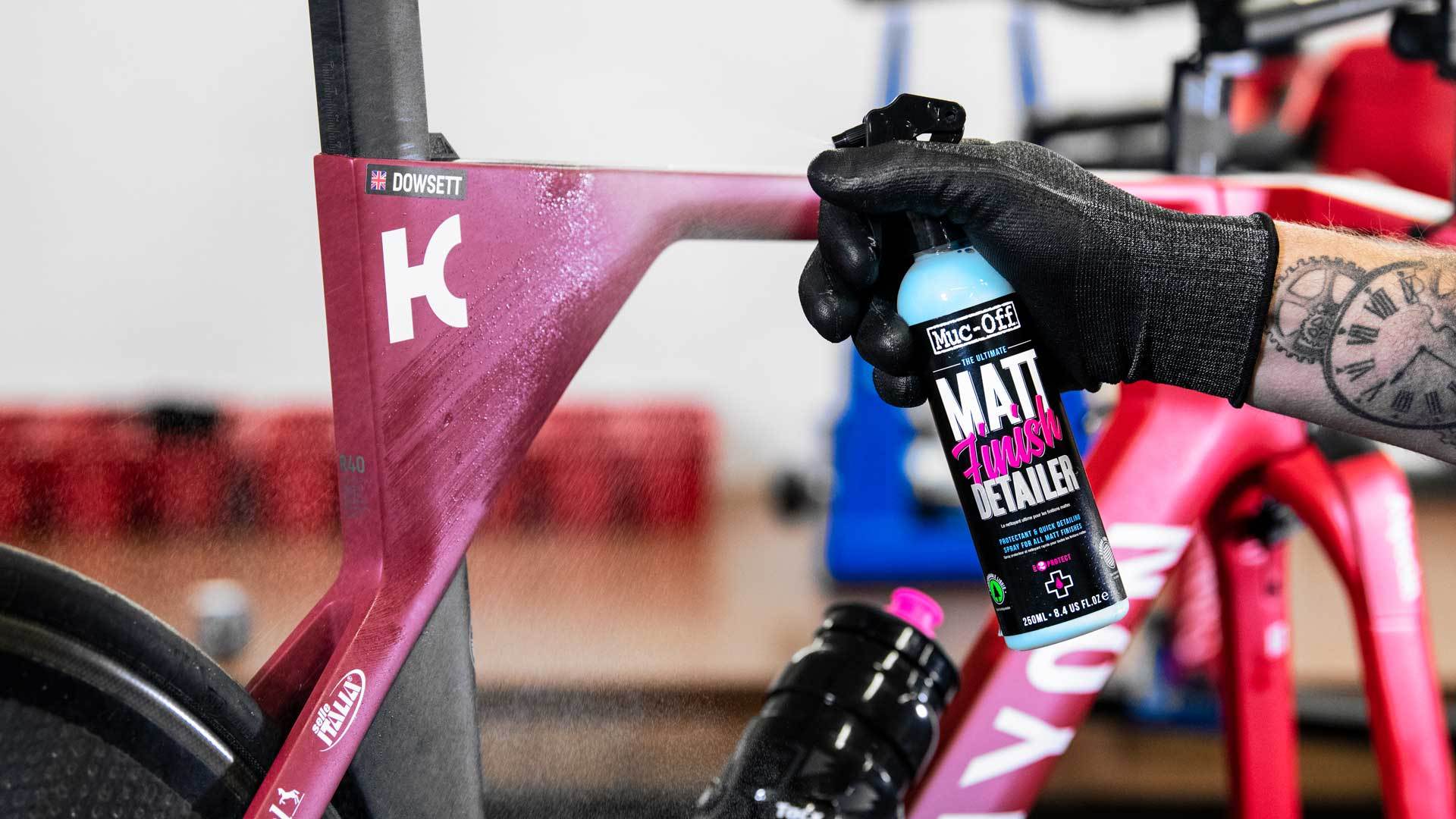 muc off Matt Finish Detailer 003 Dung Dịch Bảo Vệ Sơn Nhám Muc-Off Matt Finish Detailer 250ml - YCB.vn