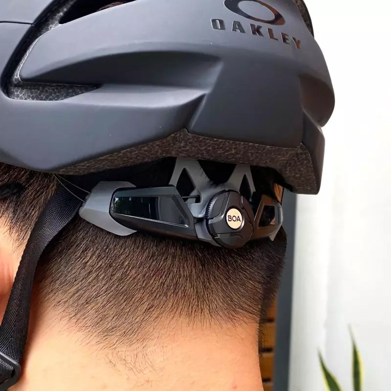 non_bao_hiem_xe_dap_oakley_aro3_lite_helmet_blackout_8