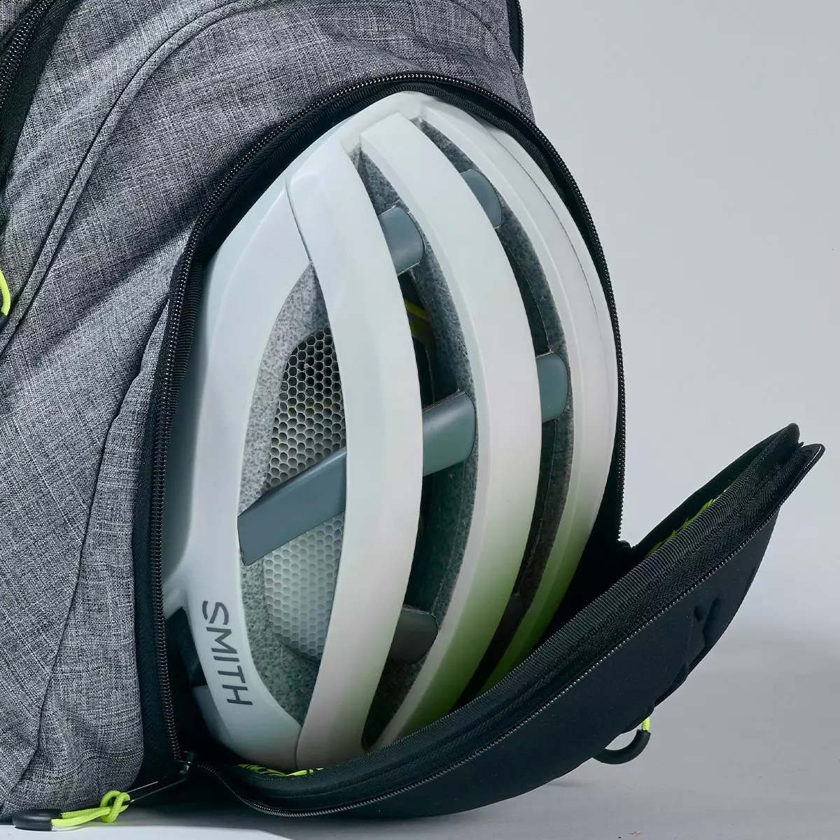 zoot ultra tri bag canvas gray 04 Ba lô ba môn phối hợp Zoot Ultra Tri Bag - Canvas Gray (42L) - YCB.vn