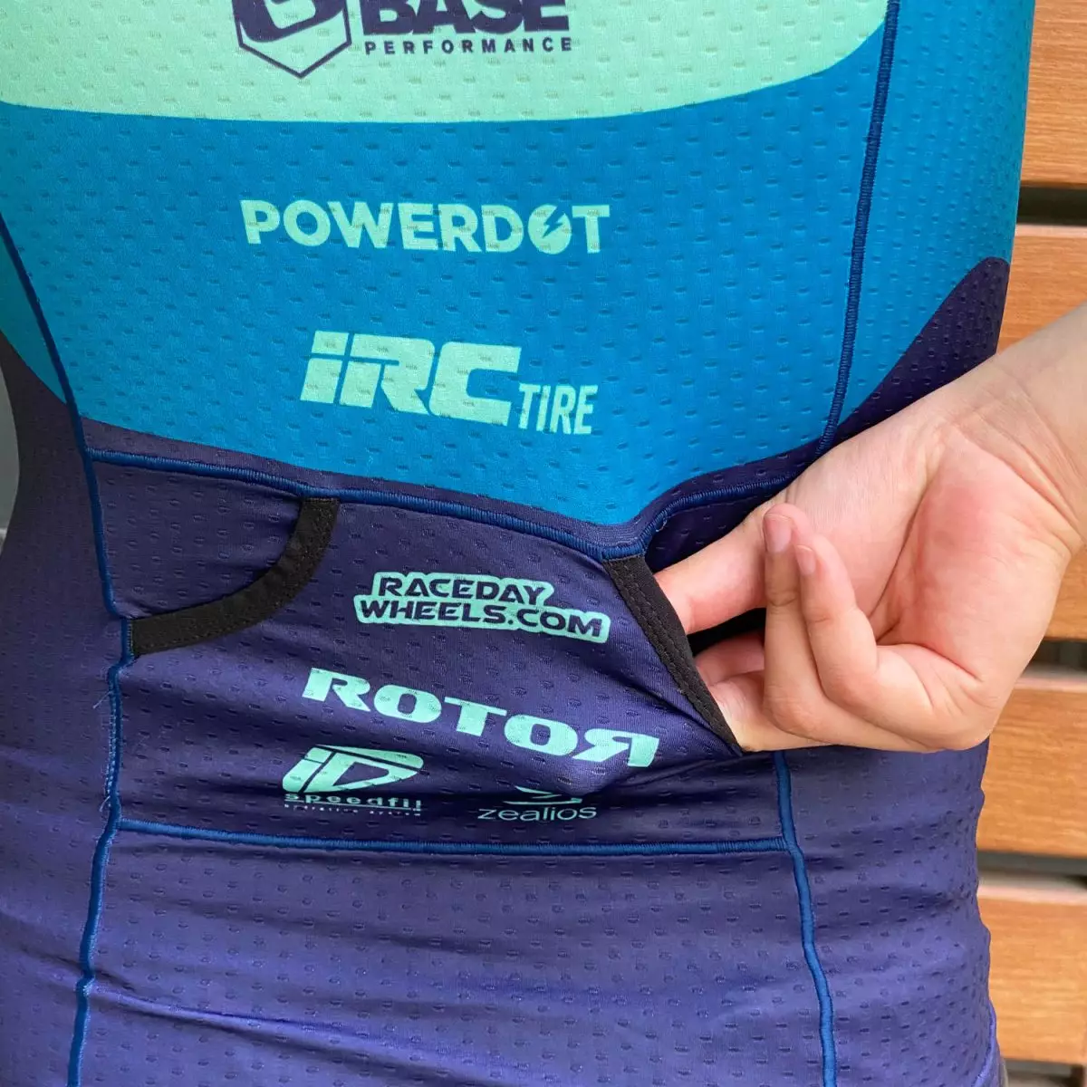 ao ba mon zoot m custom tri ss aero jersey 3 Áo 3 môn phối hợp nam ZOOT Mens LTD Tri Aero Jersey - YCB.vn