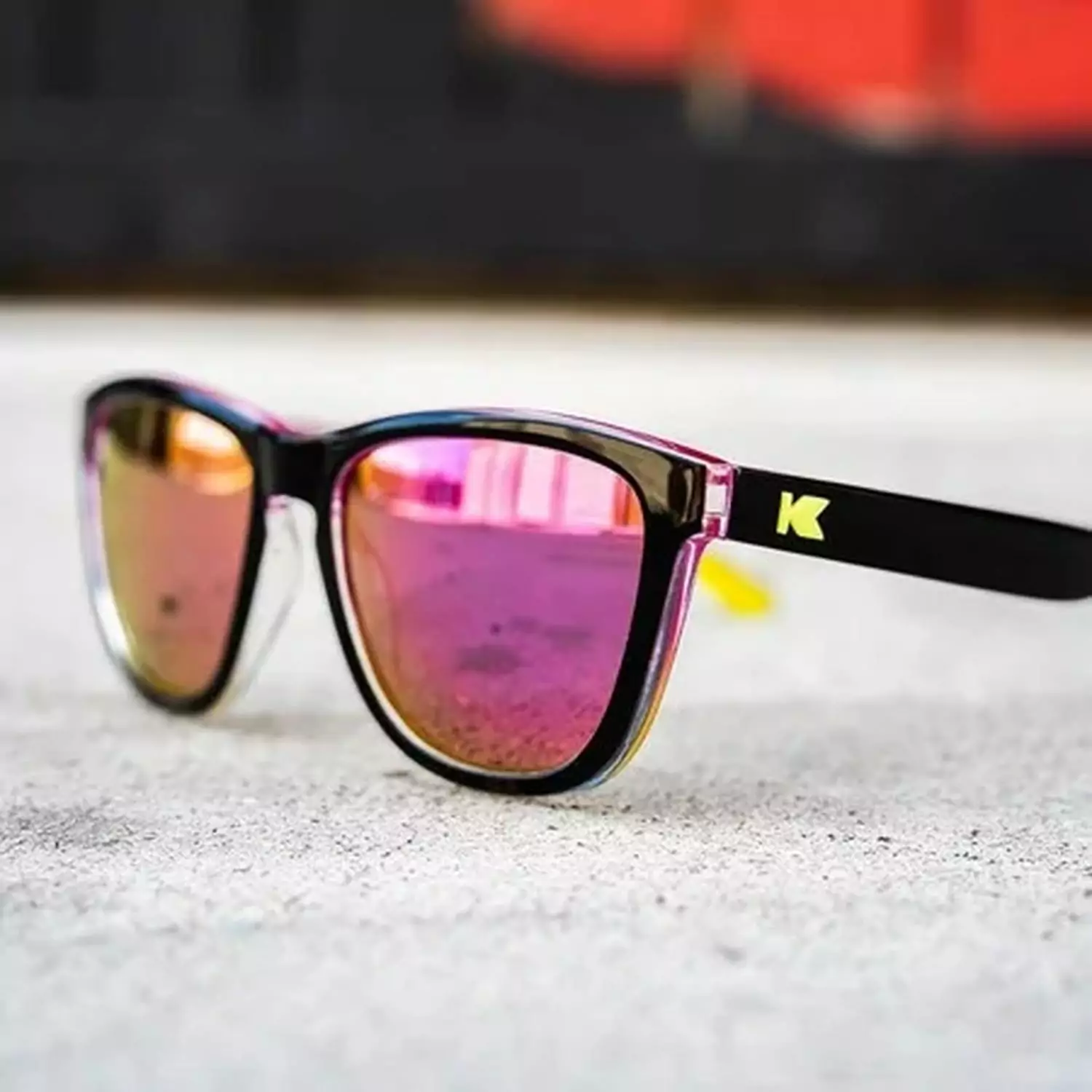kính mát thể thao knockaround premiums | midnight snack 1 knockaround midnight snack premiums1 Kính mát thể thao Knockaround Premiums | Midnight Snack - YCB.vn