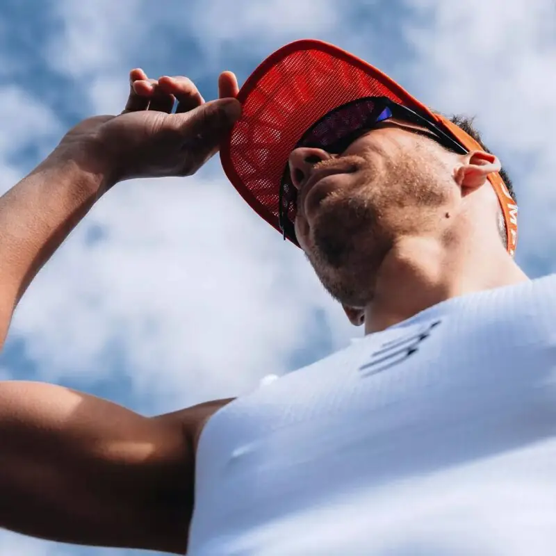 Compressport_spiderweb_ultralight_visor (3)