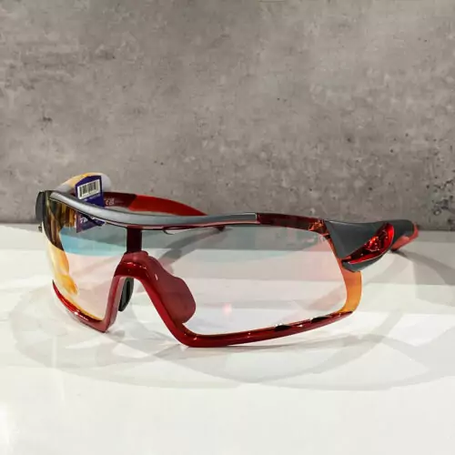 Kính mát thể thao Tifosi Davos | Race Red | Clarion Red Fototec (Tròng đổi màu) - YCB -  Kính Mát Chạy Bộ 2