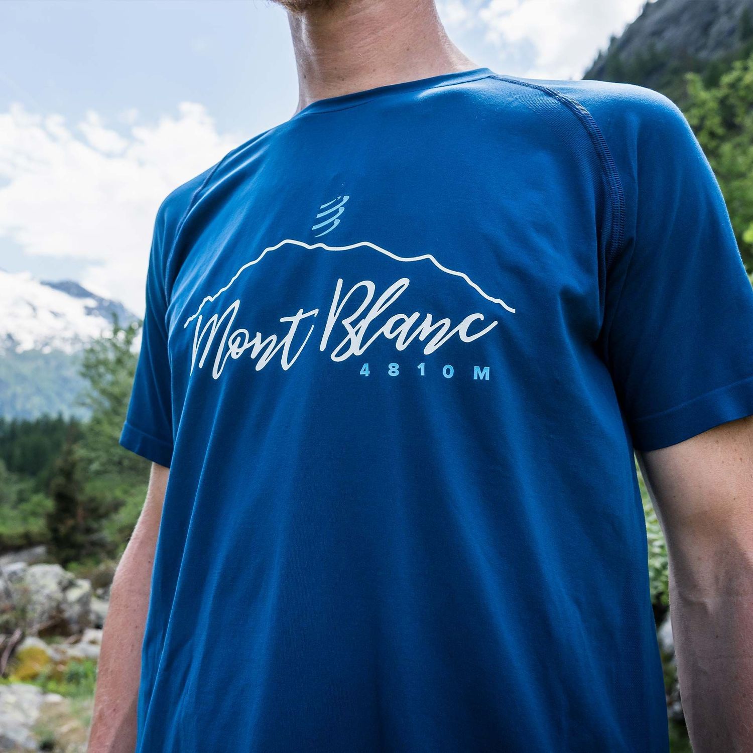 ao thun chay bo nam compressport mont blanc 3 Áo chạy bộ nam Compressport Training T-Shirt - Mont Blanc 2022 - YCB.vn