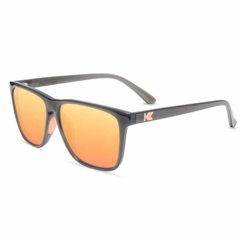 kinh_mat_the_thao_knockaround_peach_fast_lanes_sport (1)