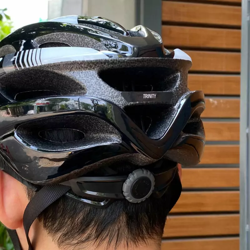 non_xe_dap_giro_trinity_black (5)