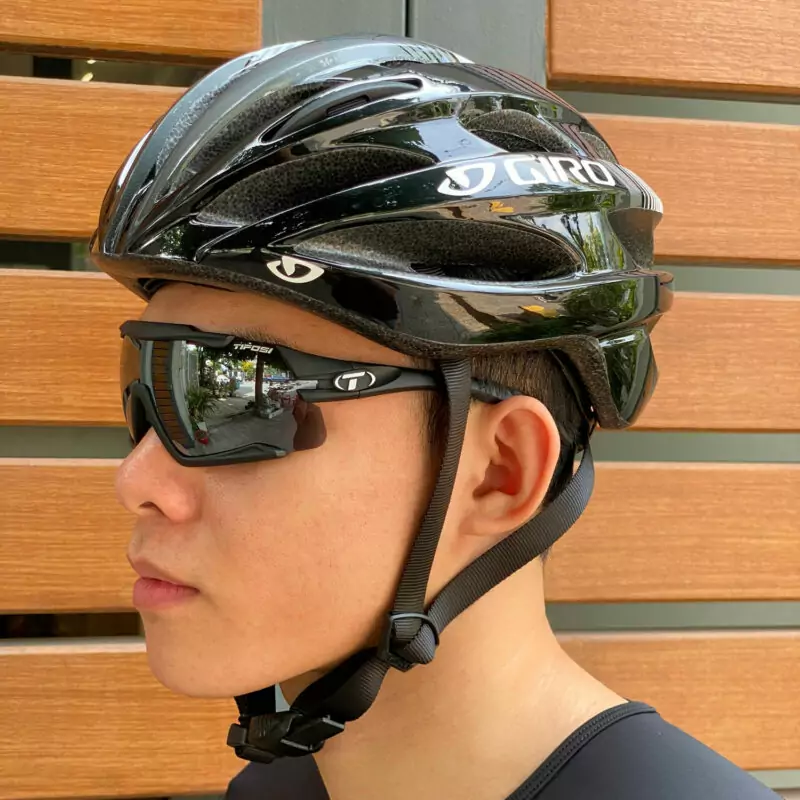 non_xe_dap_giro_trinity_black (6)