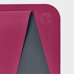 Thảm tập Manduka Begin Yoga Mat 5mm - Dark Pink