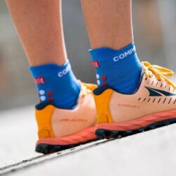 Vớ chạy bộ Compressport Pro Racing Socks V4.0 - Run Low