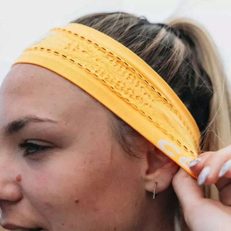 head-band-compressport-thin-on-off-vang (3)