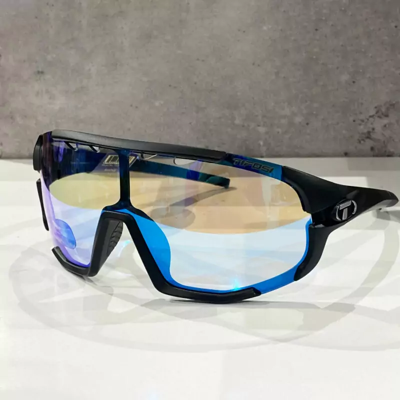 kinh_mat_tifosi_sledge_matte_black_clarion_blue_fototec