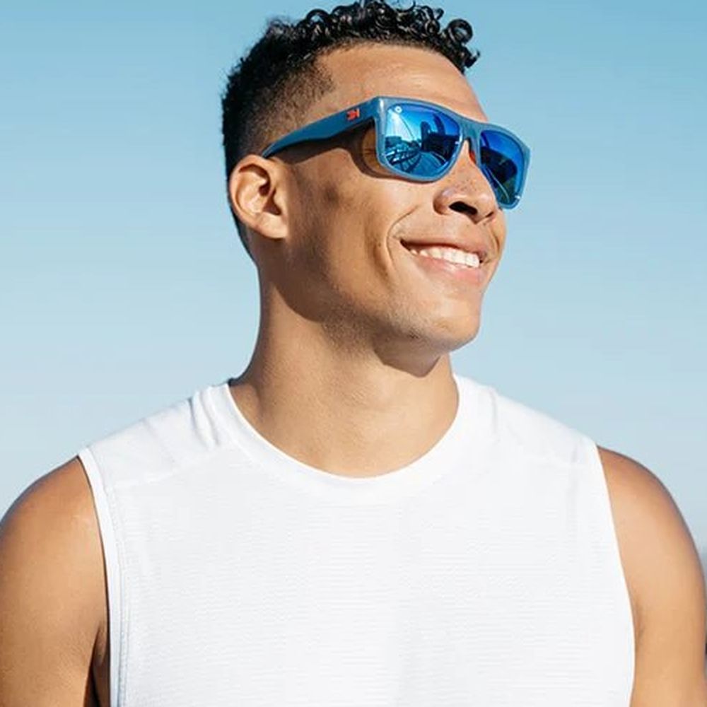 ưu đãi black friday 4 kinh chay bo Knockaround Victory Lap Torrey Pines Sport 5 Ưu Đãi Black Friday - YCB.vn