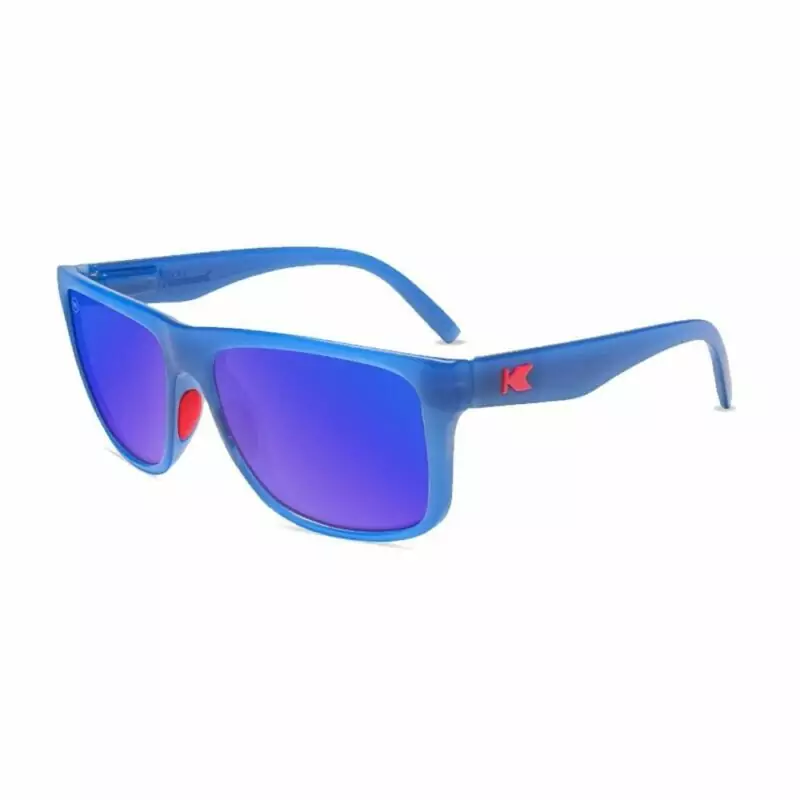 kinh-chay-bo-Knockaround-Victory-Lap-Torrey-Pines-Sport (6)