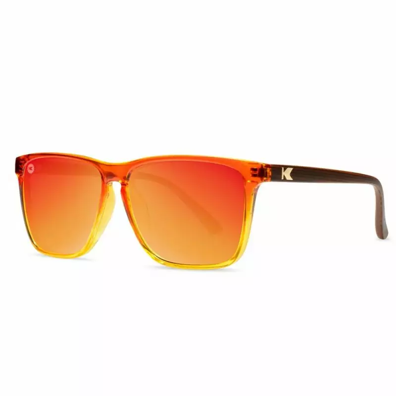 kinh-mat-the-thao-knockaround-fast-lanes-firewood (3)