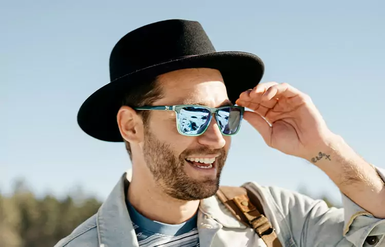 kính mát thể thao knockaround fast lanes | lakeside horizon 1 kinh mat the thao knockaround fast lanes lakeside horizon 5 Kính mát thể thao Knockaround Fast Lanes | Lakeside Horizon - YCB.vn