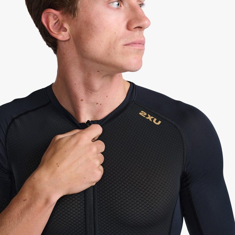 bo_quan_ao_2xu_light_speed_sleeved_trisuit_black_gold (4)