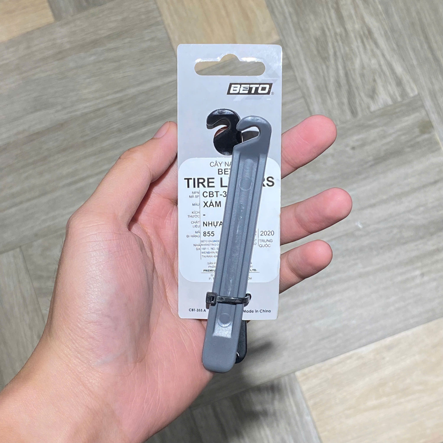 dung cu nay vo xe dap beto lever 4 Dụng cụ nạy vỏ xe đạp Beto Tire Levers CBT-355 - YCB.vn