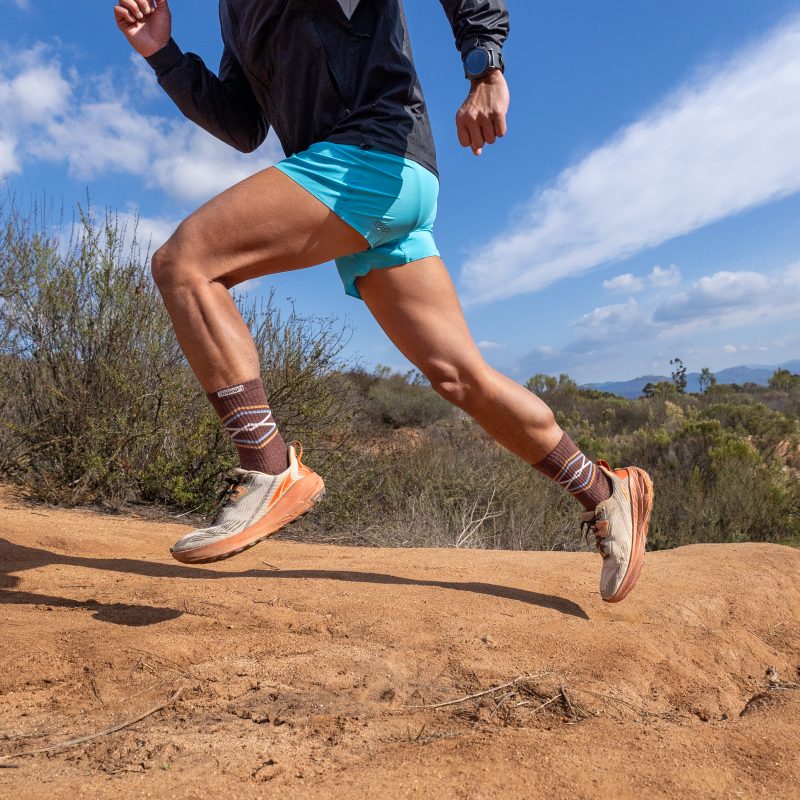 vo-xo-ngon-trail-midweight-crew-Chestnut (5)