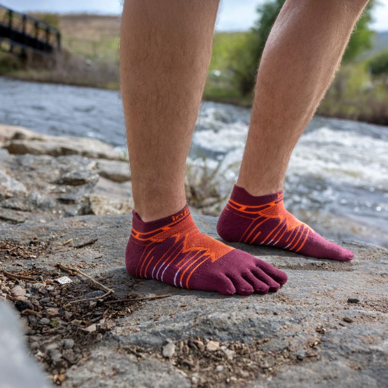 vo_chay_bo_injinji_ultra_run_mini_crew_mahogany_3