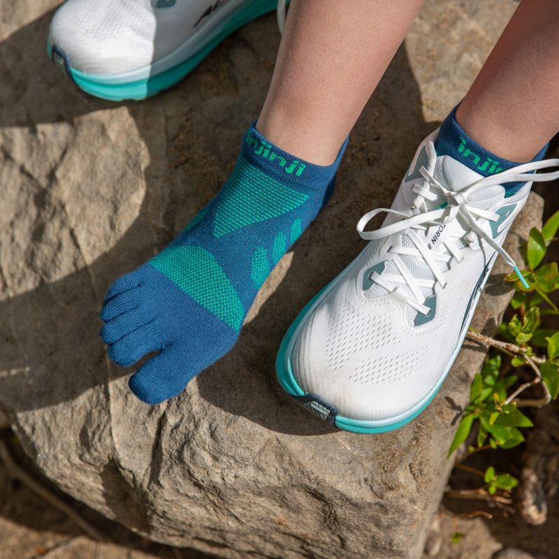 vo_chay_bo_injinji_ultra_run_mini_crew_poseidon_6