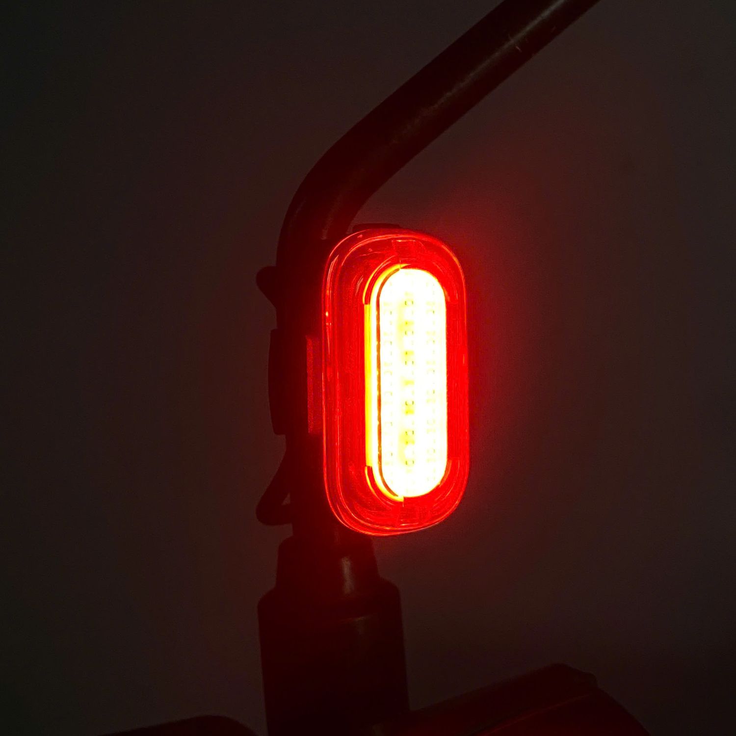 đèn xe đạp đa năng lumos firefly mini 9 non bao hiem xe dap lumos ultra aero 7 Đèn xe đạp đa năng Lumos Firefly Mini - YCB.vn