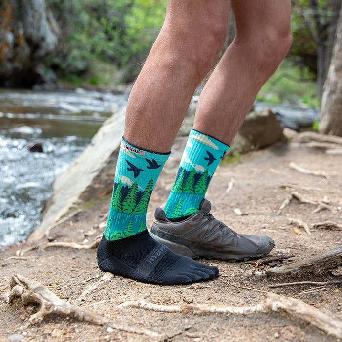 Injinji_Spectrum_TRAIL_Midweight_Crew_Cascades (2)